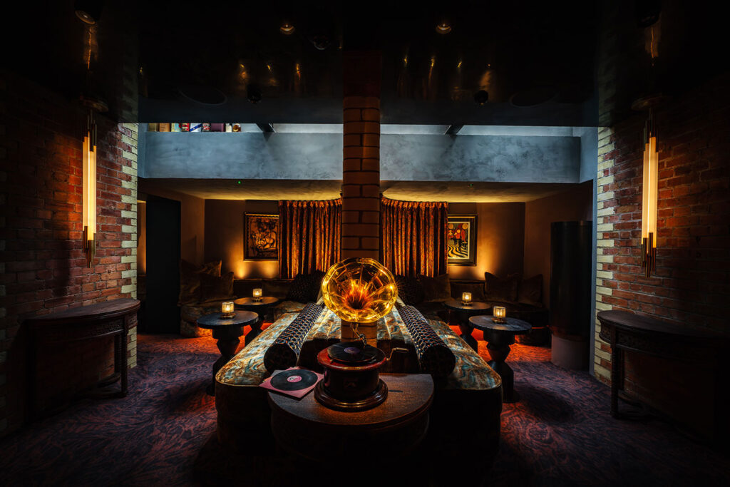 Archive & Myth Bar